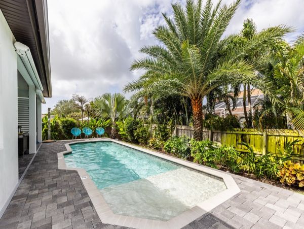 Marco Island Vacation Home Three Bedrooms Sleeps 6 Guests