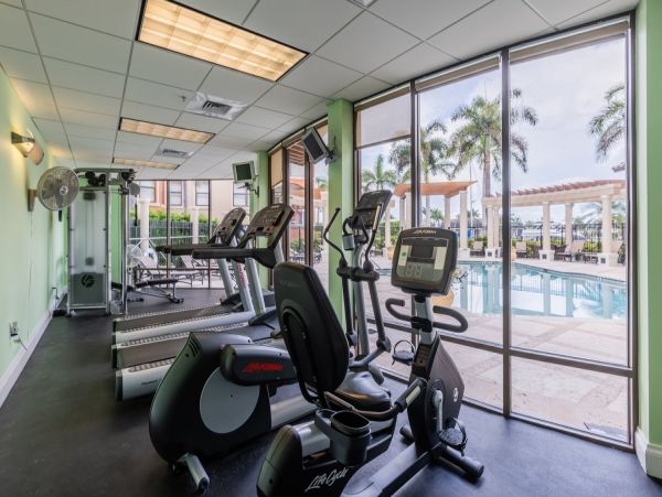 Marco Island Condo with Views of the Bay Live, Shop & Dine