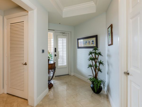 Marco Island Condo with Views of the Bay Live, Shop & Dine