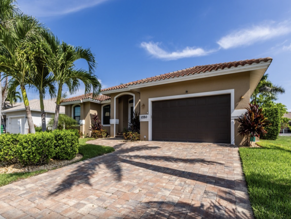 Marco Island Magic Great Pool Vacation Home