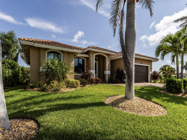 Marco Island Magic Great Pool Vacation Home