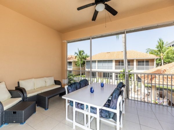 Lovely Marco Island Town Vacation Home