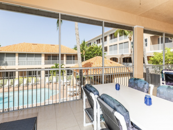 Lovely Marco Island Town Vacation Home
