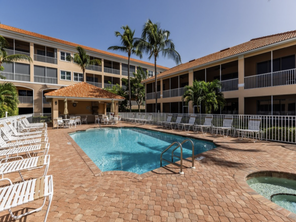 Lovely Marco Island Town Vacation Home