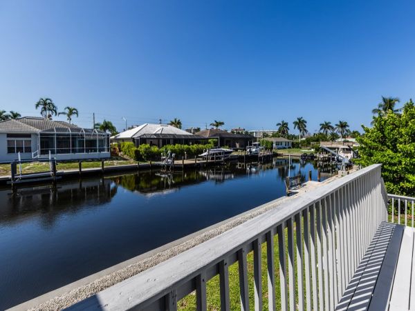 Walk to Beach Marco Island Vacation Home Sleeps 8