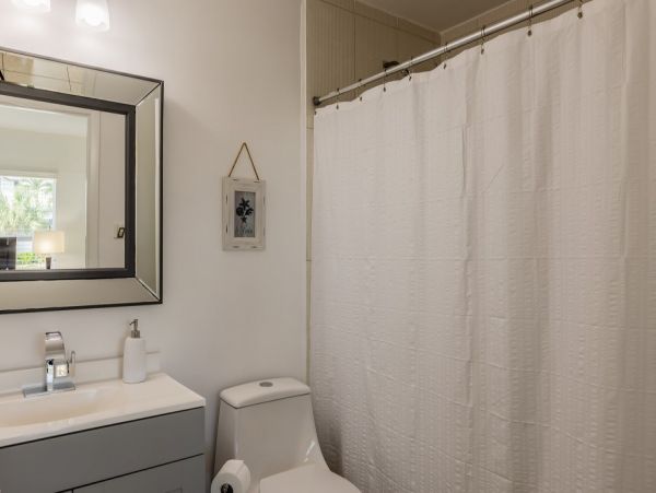Walk to Beach Marco Island Vacation Home Sleeps 8