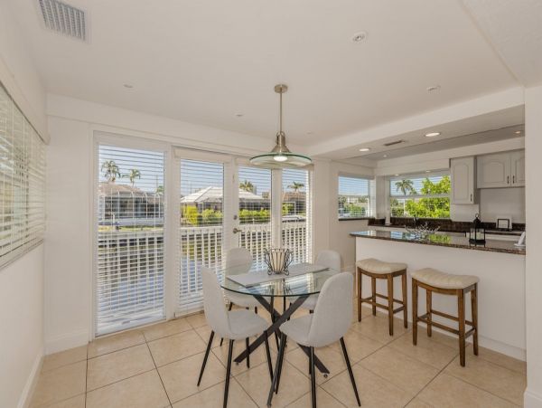 Walk to Beach Marco Island Vacation Home Sleeps 8