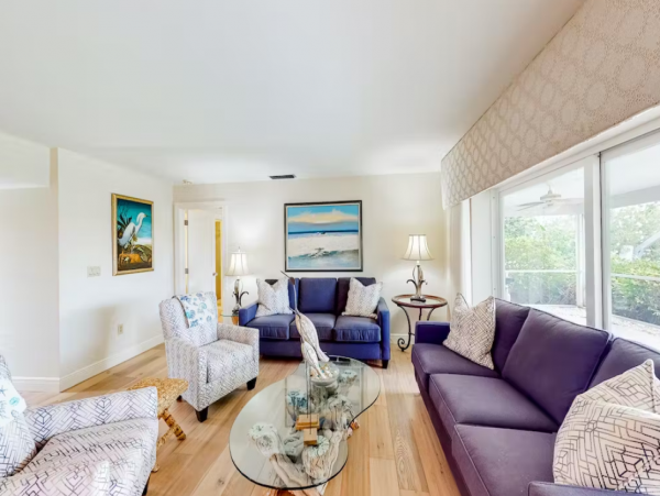 Charming 3 Bedroom Vacation Home in Riviera Beach