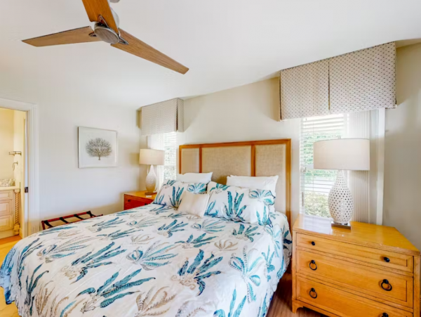 Charming 3 Bedroom Vacation Home in Riviera Beach
