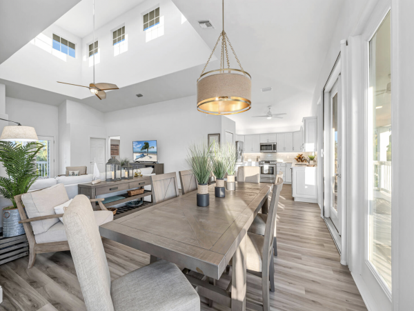 Naples Luxury Three Bedroom Vacation Home