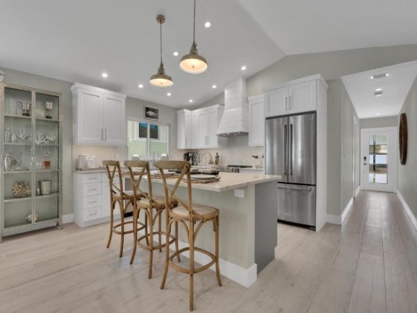 North Naples Vacation Home with 3 Bedrooms Sleeps 6 Guests