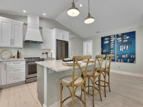 North Naples Vacation Home with 3 Bedrooms Sleeps 6 Guests
