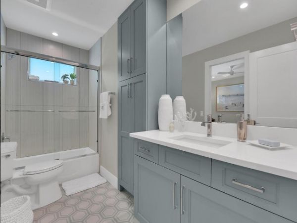 North Naples Vacation Home with 3 Bedrooms Sleeps 6 Guests