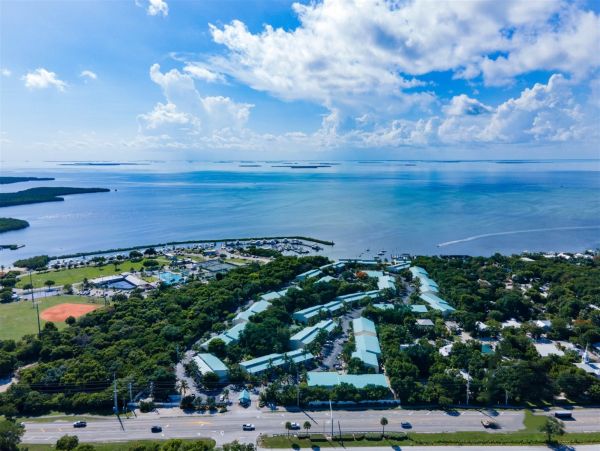 Islamorada Three Bedroom + Loft Vacation Rental Gulf Views