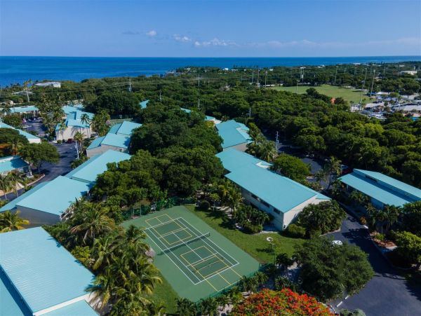 Islamorada Three Bedroom + Loft Vacation Rental Gulf Views