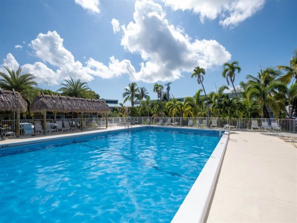 Islamorada Three Bedroom + Loft Vacation Rental Gulf Views