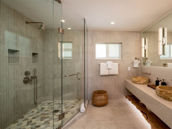 Beachfront 5 Bedroom Vacation Rental in Islamorada Sleeps 10