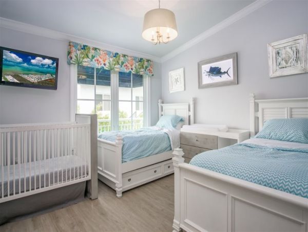Tavernier Waterfront Vacation Home with 3 Bedrooms Sleeps 6