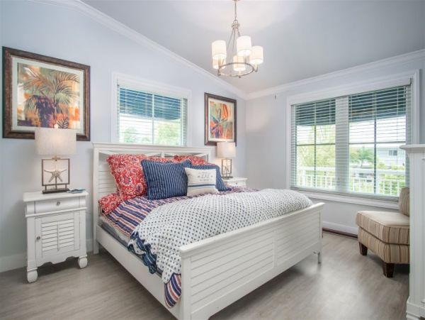 Tavernier Waterfront Vacation Home with 3 Bedrooms Sleeps 6