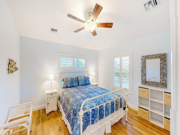 Islamorada Vacation Home Two Bedrooms Sleeps 7 Guests