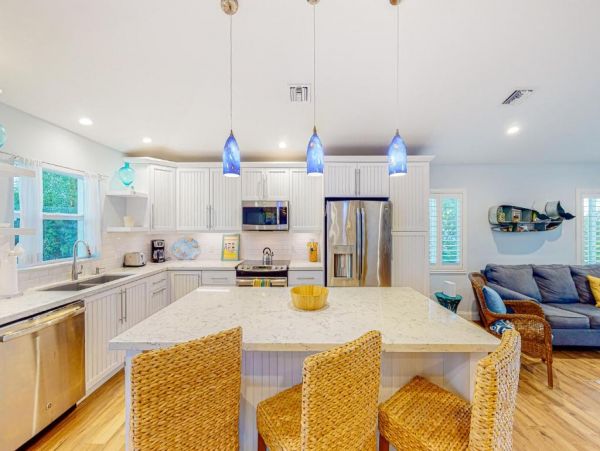 Islamorada Vacation Home Two Bedrooms Sleeps 7 Guests