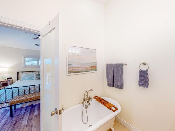 Islamorada Vacation Home Two Bedrooms Sleeps 7 Guests