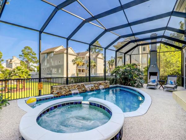 Five Bedroom Luxury Vacation Rental in Hilton Head Near the Beach