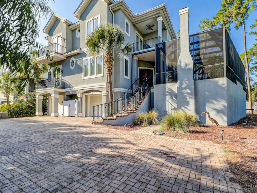 Five Bedroom Luxury Vacation Rental in Hilton Head Near the Beach