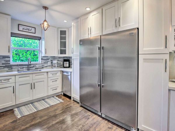 Spacious Vacation Rental with 3 Bedrooms in Pompano Beach