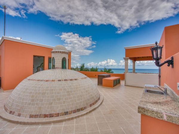 Beachfront Luxury 10 Bedroom Vacation Rental in Tulum