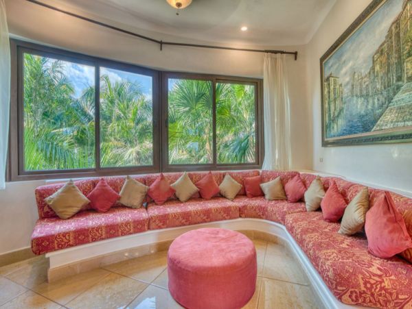Beachfront Luxury 10 Bedroom Vacation Rental in Tulum