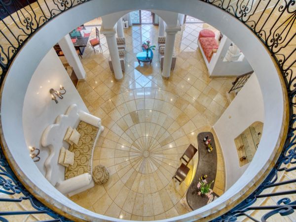 Beachfront Luxury 10 Bedroom Vacation Rental in Tulum