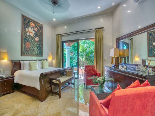 Beachfront Luxury 10 Bedroom Vacation Rental in Tulum