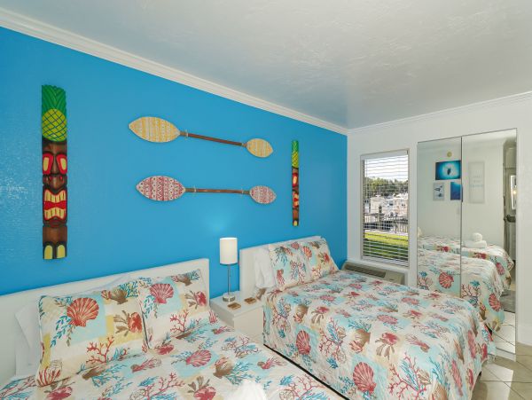 Lovely Hotel Room - Condo with Water Views
