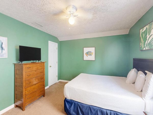 Charming 3 Bedroom Vacation Rental in Panama City Beach