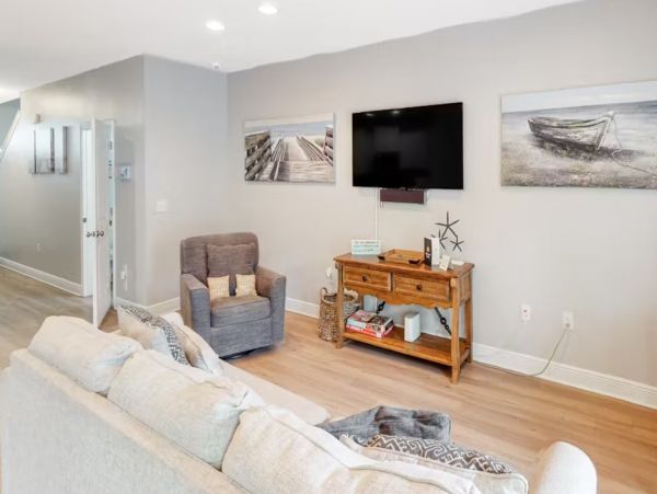 Panama City Beach Three Bedroom Sophisticated Vacation Rental
