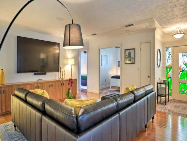 Stylish 3 Bedroom Vacation Rental in Sarasota