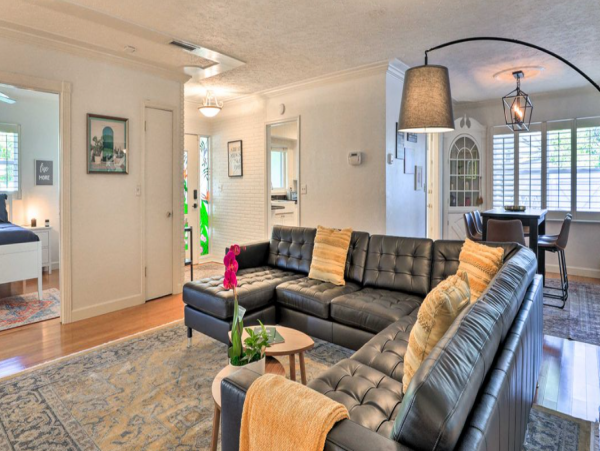 Stylish 3 Bedroom Vacation Rental in Sarasota
