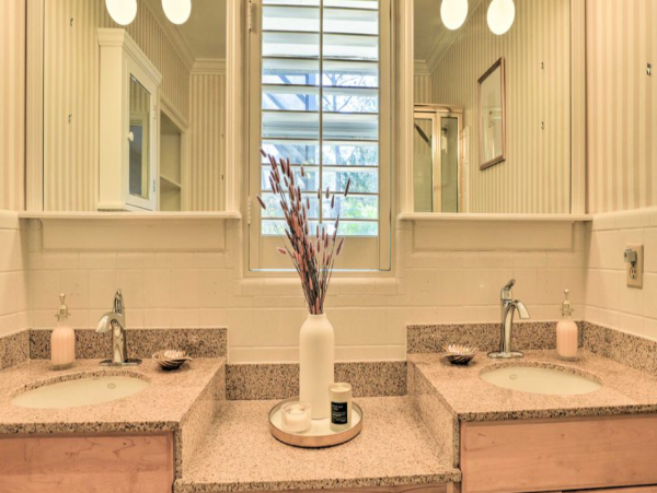 Stylish 3 Bedroom Vacation Rental in Sarasota