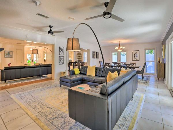 Stylish 3 Bedroom Vacation Rental in Sarasota