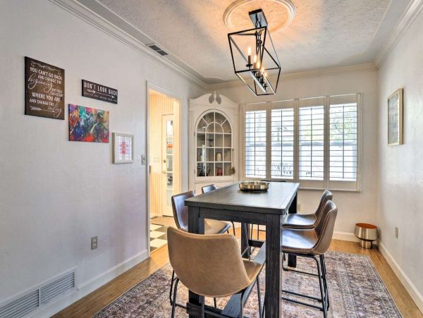 Stylish 3 Bedroom Vacation Rental in Sarasota