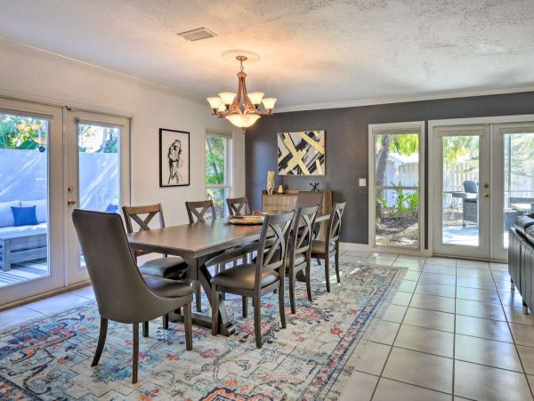 Stylish 3 Bedroom Vacation Rental in Sarasota