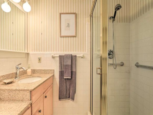 Stylish 3 Bedroom Vacation Rental in Sarasota