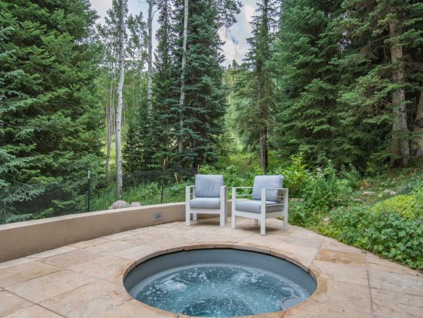 Five Bedroom Ski In - Ski Out Vacation Rental in Colorado
