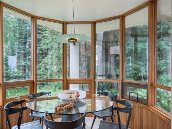Five Bedroom Ski In - Ski Out Vacation Rental in Colorado