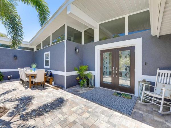 Luxury St. Petersburg Waterfront Vacation Rental 5-Bedroom Home with Pool, Spa & Dock Near Treasure Island