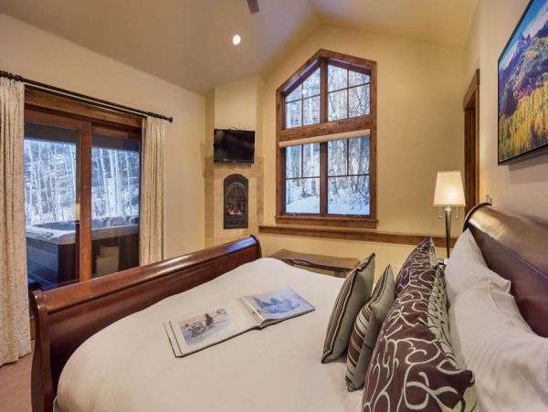 Steamboat Springs Ski Chalet  Luxury Large Group Vacation Home Rentals