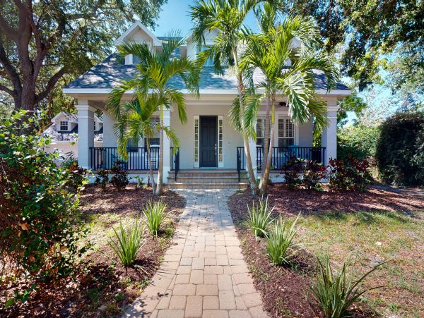 Sarasota Vacation Home Three Bedroom