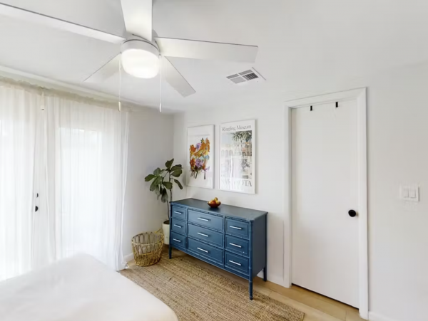 Stylish North Sarasota Private Home with Pool & Fenced Yard