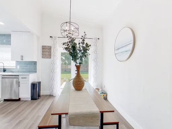 Magnificent 4 Bedroom Short Drive to Siesta Beaches WOW New property